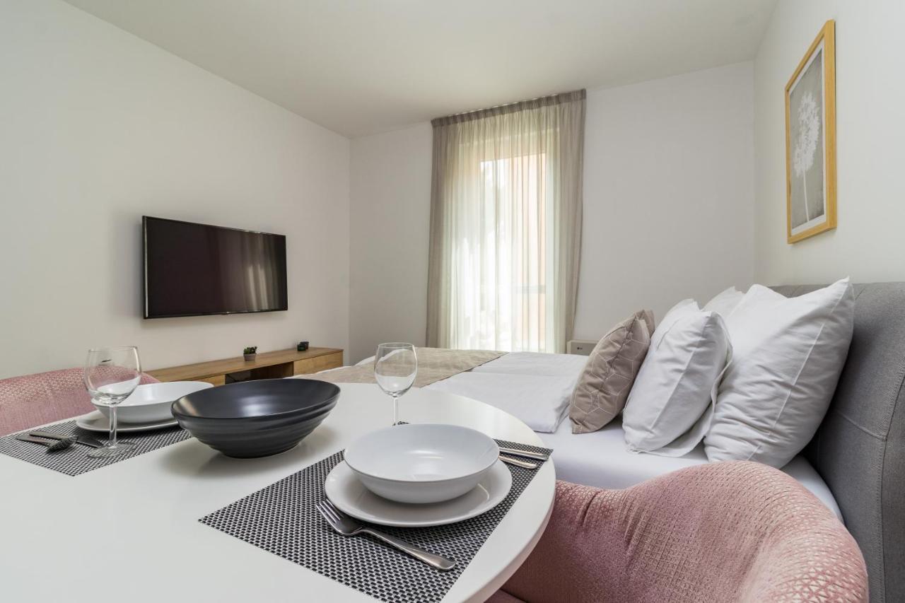 Luxury Apartments Magali Rovinj Buitenkant foto